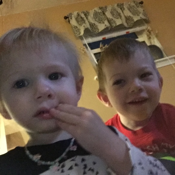 WELCOME TO MY CLOSET 👍🏼💖 - Picture 13 of 14